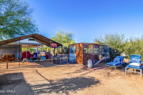 42010 3 St, Phoenix AZ 85086-7300 exterior