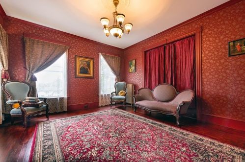 119 Main St, North Brookfield MA 01535-1438 exterior