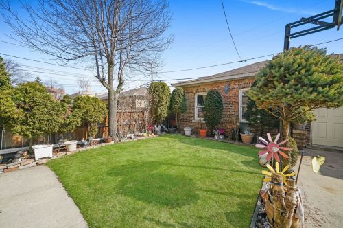 2111 Kenilworth Ave, Forest View IL 60402-1672 exterior