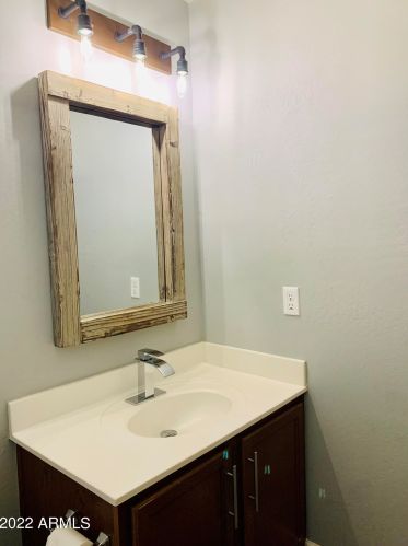 2837 73 Dr, Phoenix AZ 85043-7231 exterior