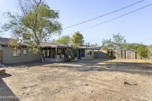 9411 3 Dr, Phoenix AZ 85021-2406 exterior