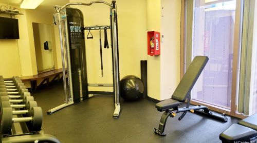 415 South St, Honolulu HI  96813-5052 exterior