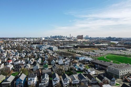 49 Pearl St, Everett MA 02149-1105 exterior