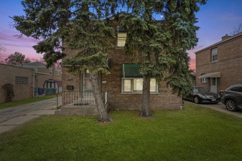 3940 Home Ave, Forest View, IL 60402-4130