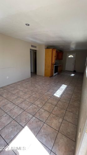 6438 Fairmount Ave, Phoenix, AZ 85033-4010