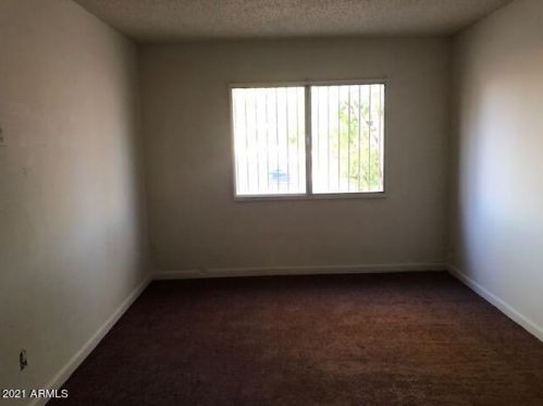 4255 67 Dr, Phoenix AZ 85033-8247 exterior