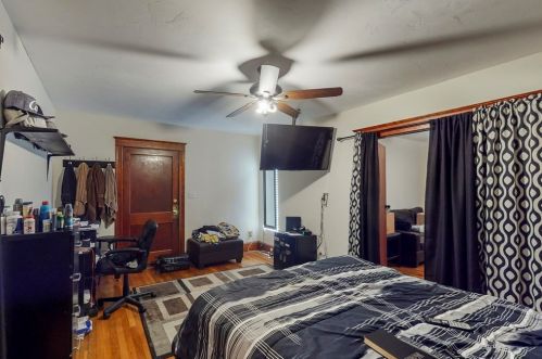 22 Collins St, Peabody MA 01960-1971 exterior