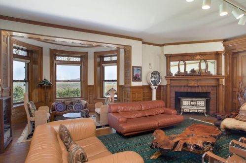 2080 Undermountain Rd, Sheffield MA 01257-9639 exterior