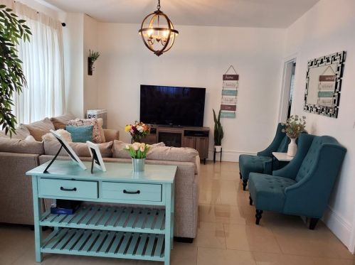 2 Avon St, Lawrence MA 01841-2632 exterior