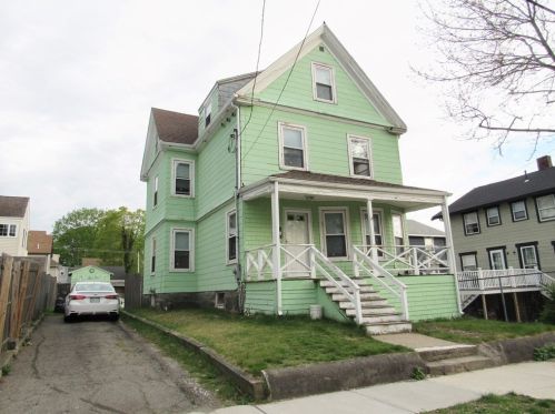 28 Central Ave, Quincy, MA 02169-3155