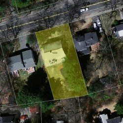 1484 Beacon St, Newton MA 02468-1623 aerial view
