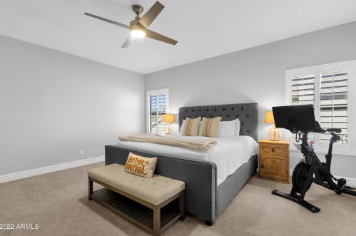 22209 41st St, Phoenix AZ  85050-6898 exterior