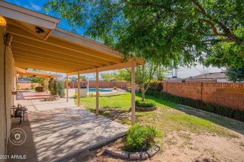 6243 Camelback Rd, Phoenix AZ 85033-1534 exterior