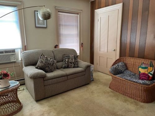 323 Purchase St, New Bedford MA 02740-5739 exterior