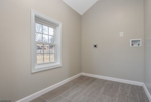 9 Clarkson St, Milford NJ  08848-1534 exterior