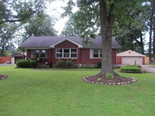 4900 Forest Park Dr, Louisville, KY 40219-1448