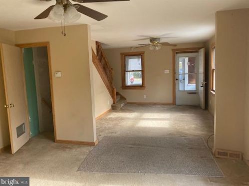 406 Dupont Ave, West Deptford NJ 08066-1169 exterior