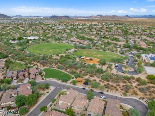 22507 39th Ter, Phoenix AZ 85050-5406 exterior