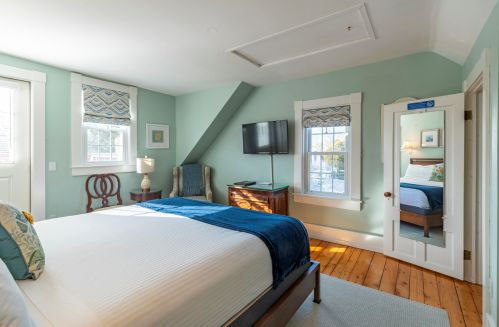 407 Old Harbor Rd, Chatham MA 02633-2375 exterior