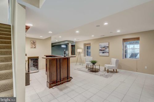 6920 Mystic Wood Way, Columbia MD 21044-4914 exterior