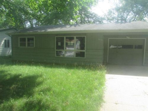 1614 16th St, Harlan, IA 51537-1900