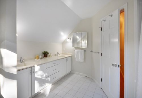 1188 Massachusetts Ave, Arlington MA 02476-4229 exterior