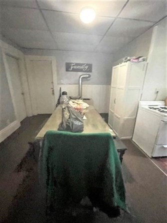 80 Morgan St, New Bedford MA 02740-3914 exterior