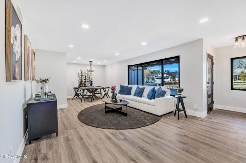 4115 Catalina Dr, Phoenix AZ 85015-6024 exterior