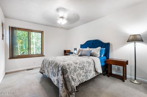 3073 Fawn Dr, Park City UT 84098-5368 exterior