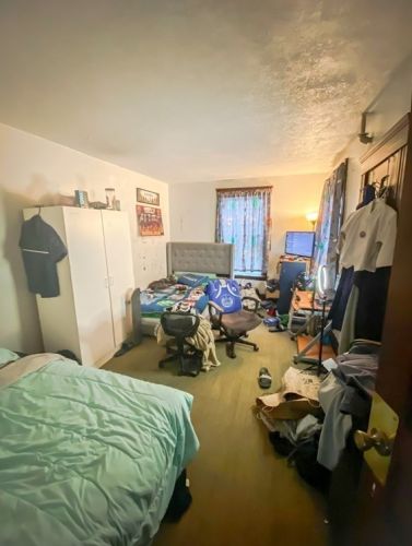 93 May St, Worcester MA 01602-3451 exterior