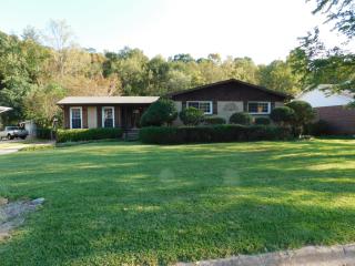 4369 Mountaindale Rd, Birmingham AL  35213-1606 exterior