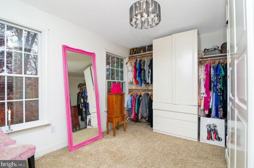 640 High St, West Deptford NJ 08051-1460 exterior