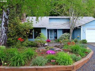 310 Kingwood St, Mcminnville, OR 97128-9030