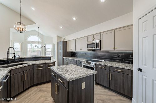 15830 15th Pl, Phoenix AZ  85048-8629 exterior