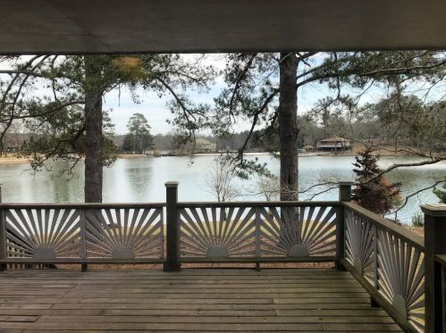 2091 Napoli Cir, Conyers GA 30012-2954 exterior