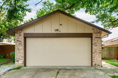 5406 Kingfisher Rd, Garland TX  75043-4211 exterior