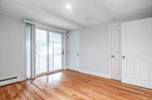 34 Trevore St, Quincy MA 02171-1127 exterior