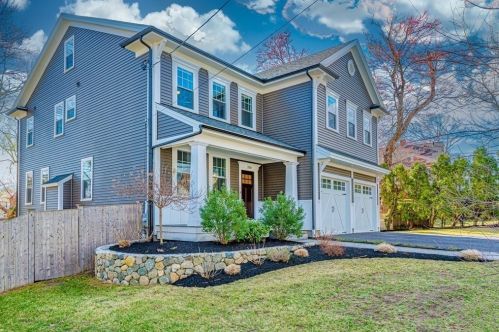 330 Ridge St, Arlington, MA 02474-1729