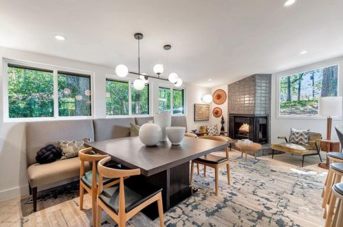 1506 Brook Valley Ln, Atlanta GA  30324-3212 exterior