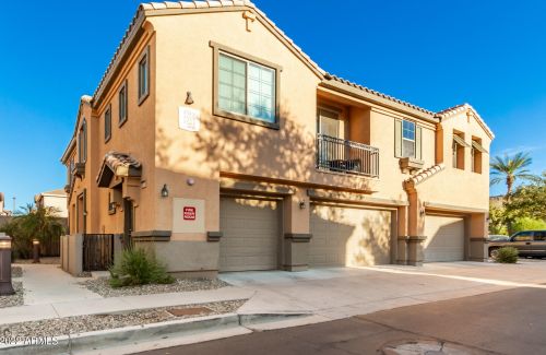 7515 30th Pl, Phoenix AZ  85042-6050 exterior