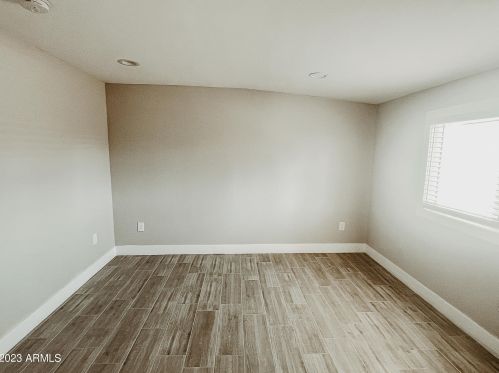 2221 27th St, Phoenix AZ 85008-4924 exterior