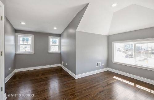 6908 29 Pl, Forest View IL 60402-2939 exterior