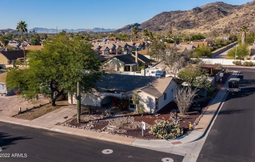 10602 42nd St, Phoenix AZ 85050-3376 exterior