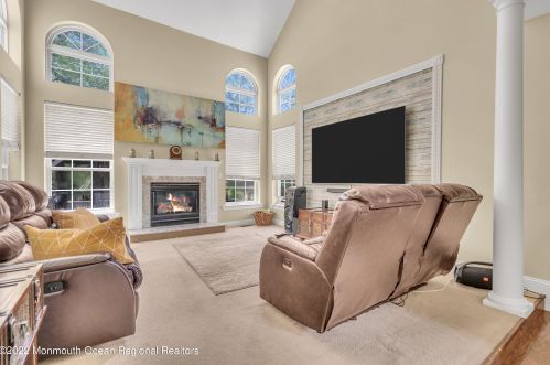 21 Tuscany Dr, Jackson Twp NJ 08527-3168 exterior