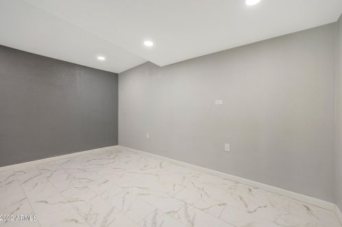 519 El Camino Dr, Phoenix AZ 85051-4627 exterior