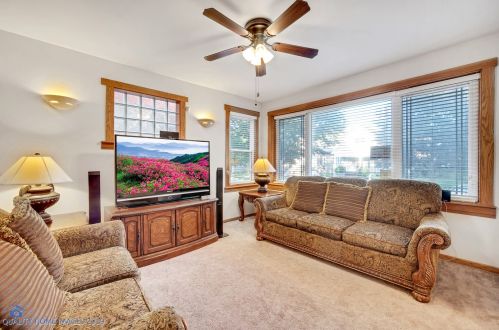 1428 Home Ave, Forest View IL 60402-1651 exterior