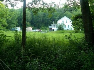 334 River Rd, Montgomery MA  01050-9645 exterior