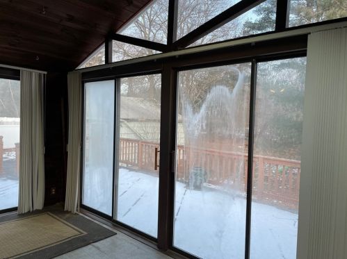 7 Fairfax St, Burlington MA  01803-2830 exterior