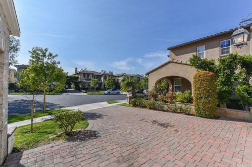 5 Walnut Crk, Irvine, CA 92602-1047