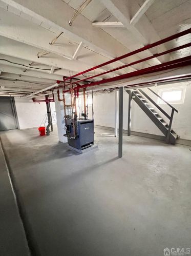 76 Sharot St, Carteret NJ  07008-2909 exterior